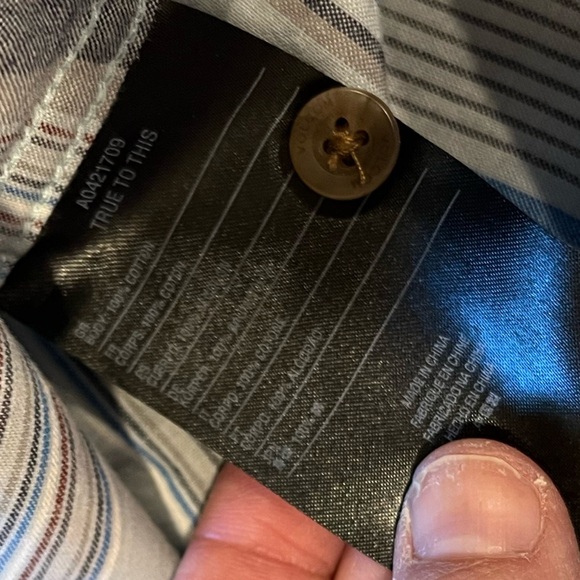 VOLCOM Striped Button-Up Shirt - - Size XL - NWT - Picture 3 of 7